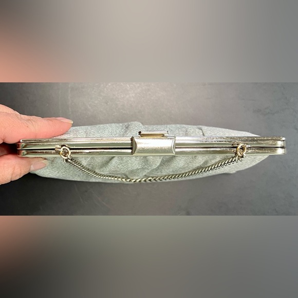 Vintage 1960’s Andé Sparkly Metallic Clutch Evening Bag w/ Chain Strap | Bling - Picture 6 of 14